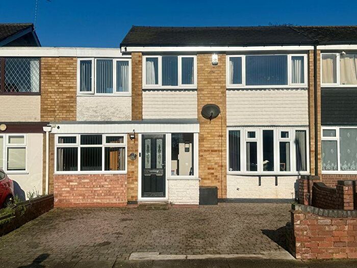 5 Bedroom Semi Detached House For Sale In Lydd Croft, Castle Vale, Birmingham, B35