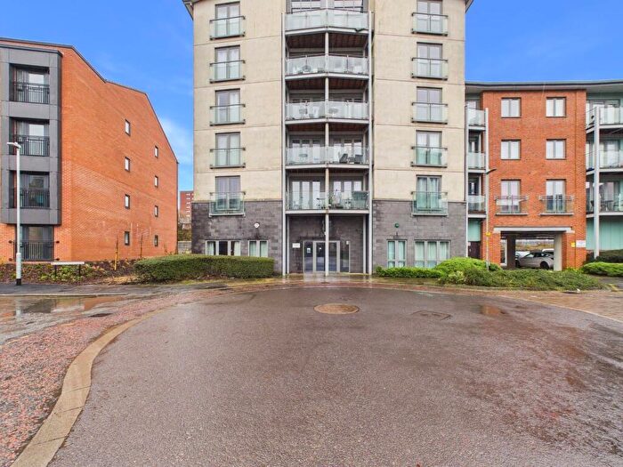 Studio For Sale In Worsdell Drive, Gateshead, NE8