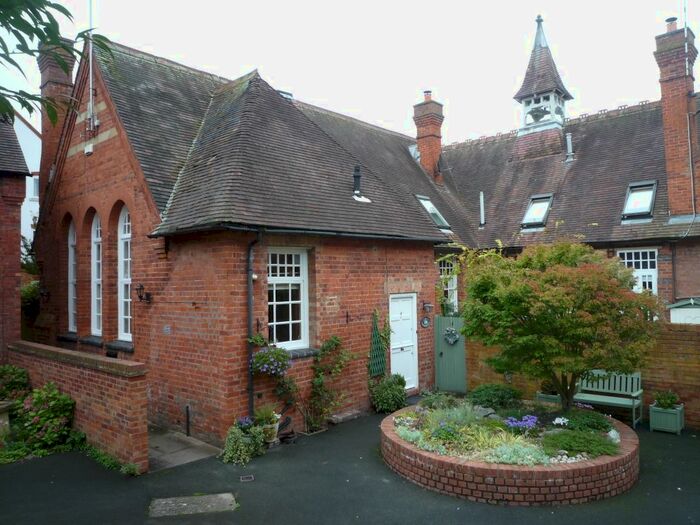 3 Bedroom Semi-Detached House To Rent In The Old School, Henley In Arden, B95