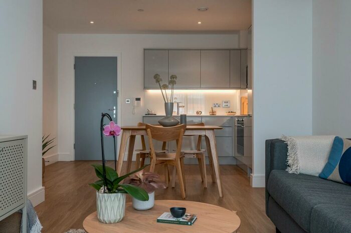 1 Bedroom Apartment To Rent In Hooper Street, Birmingham, B18