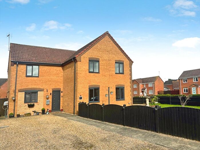 4 Bedroom Detached House For Sale In Market Rasen Way, Holbeach, Spalding, PE12