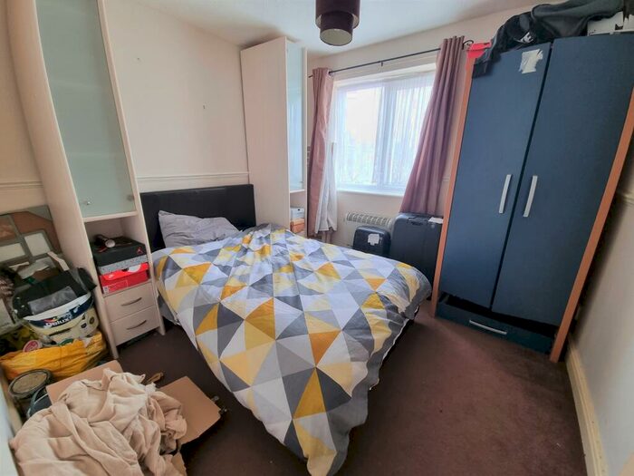 1 Bedroom Flat To Rent In Warwick Road, Clacton-On-Sea, CO15