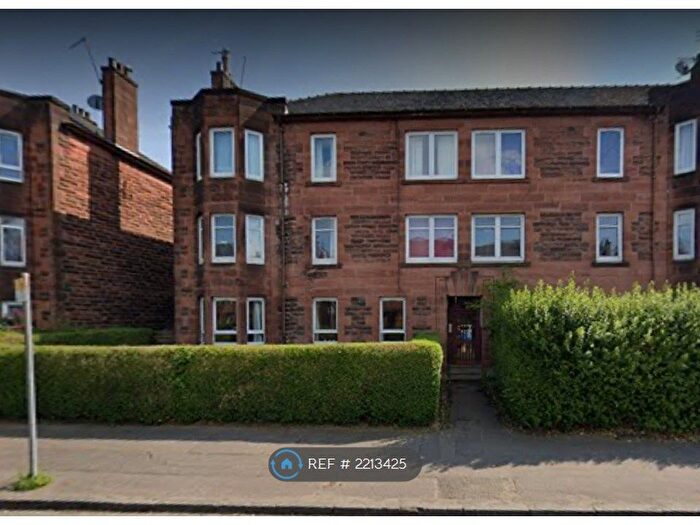 3 Bedroom Flat To Rent In Paisley Road West, Glasgow, G52