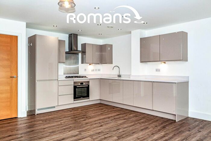 3 Bedroom Apartment To Rent In Lansdowne Place, Taplow, SL6