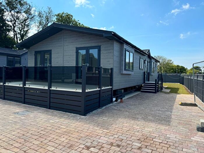 2 Bedroom Detached Bungalow For Sale In Penrose, Truro, TR4