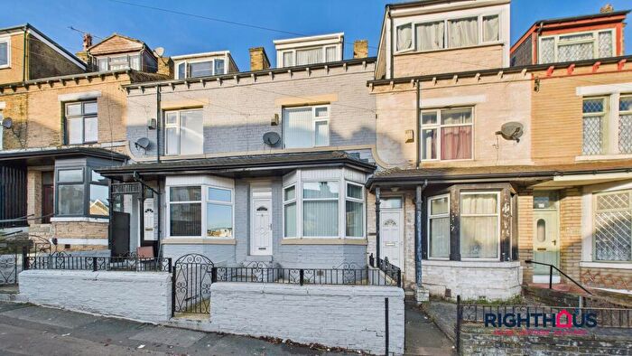 4 Bedroom Terraced House For Sale In Great Horton Road, Bradford, BD7