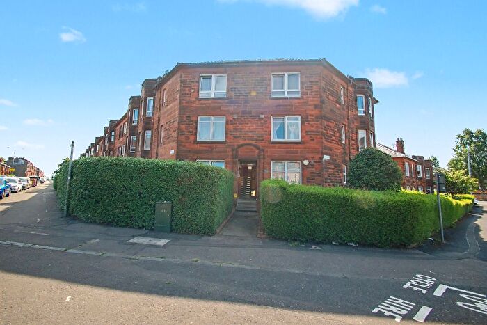 2 Bedroom Flat For Sale In Paisley Road West, Glasgow, City Of Glasgow, G52