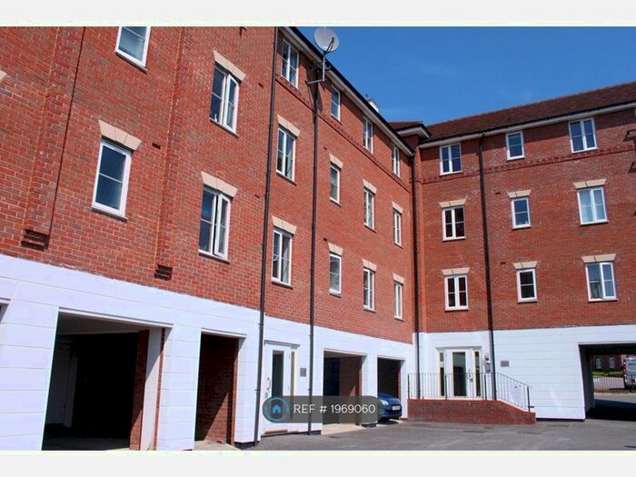 2 Bedroom Flat To Rent In Bradford Drive, Colchester, CO4
