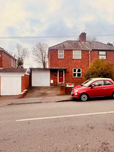 3 Bedroom Semi-Detached House To Rent In Hill Road, Oldbury, B69