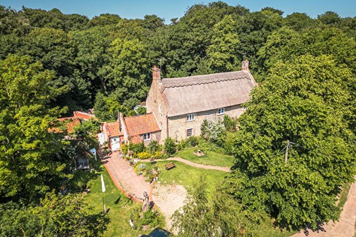 9 Bedroom Detached House For Sale In Enchanting Countryside Cottage In Bacton, NR12