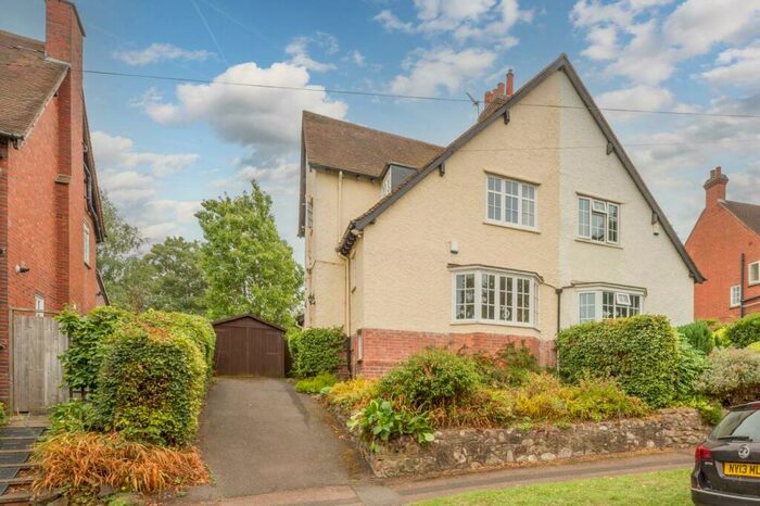 4 Bedroom Semi-Detached House To Rent In Moor Pool Avenue, Birmingham, B17