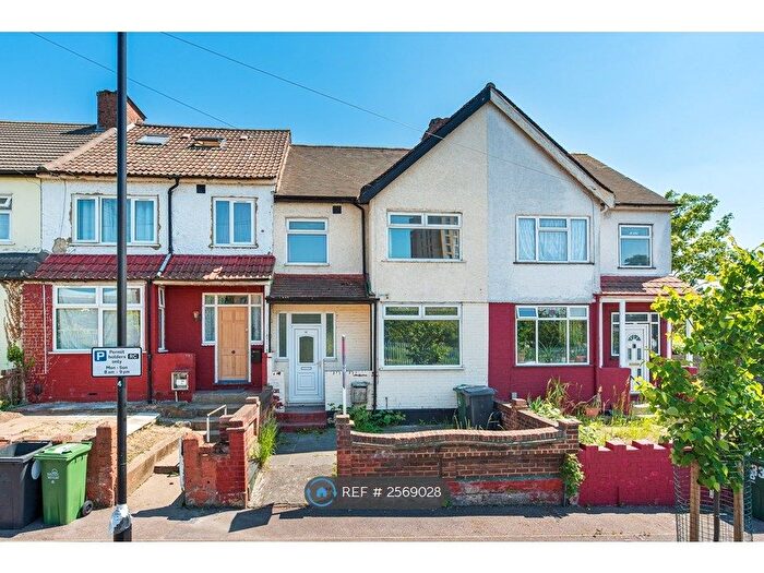 3 Bedroom Terraced House To Rent In Ruckholt Close, London, E10