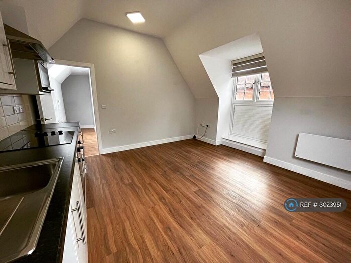 1 Bedroom Flat To Rent In Rose & Crown Walk, Saffron Walden, CB10