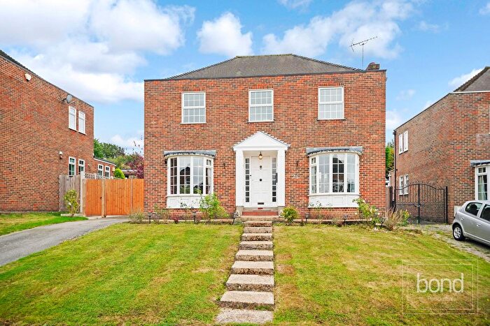 4 Bedroom Detached House For Sale In Beaumont Park, Danbury, Chelmsford, CM3