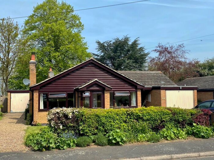 3 Bedroom Detached Bungalow For Sale In Park Road, Allington, Grantham, NG32