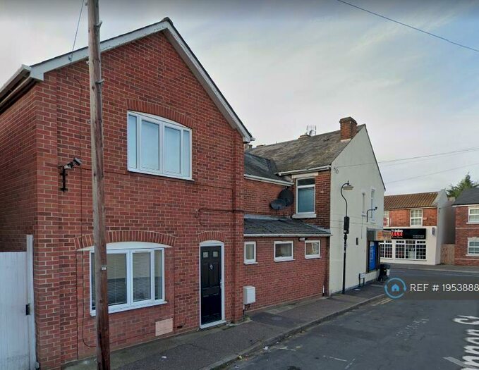 2 Bedroom End Of Terrace House To Rent In Barrack Street, Colchester, CO1