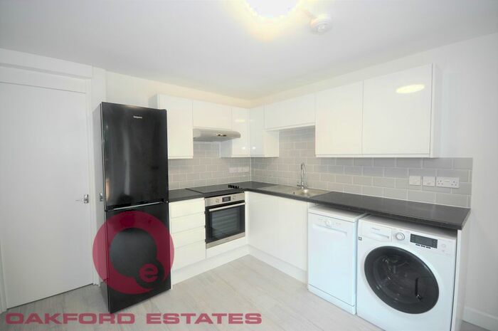 2 Bedroom Flat To Rent In George Mews, Euston, NW1