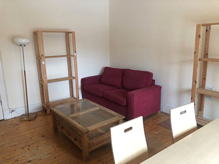 2 Bedroom Flat To Rent In Morgan Street, Dundee, DD4