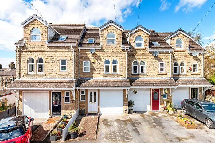 3 Bedroom House For Sale In Town Head, Silsden, Keighley, West Yorkshire, BD20