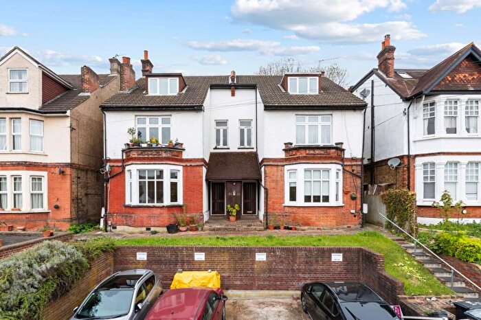 2 Bedroom Flat For Sale In Avondale Road, South Croydon, CR2