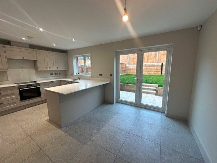 3 Bedroom Property To Rent In Nicholson Court, Kidderminster, DY10