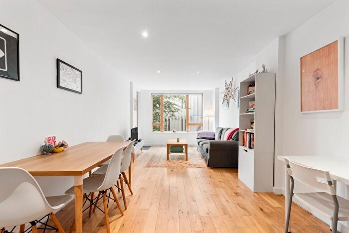 2 Bedroom Flat To Rent In York Way, Hillmarton Conservation Area, N7