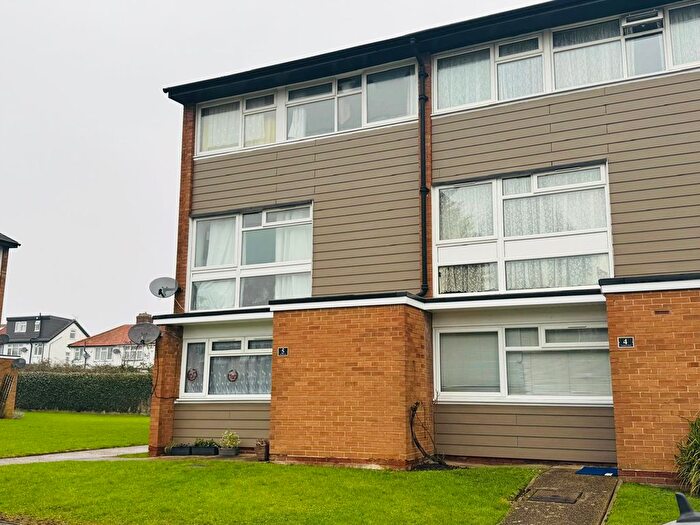 1 Bedroom Flat To Rent In Croxden Close, Queensbury, HA8