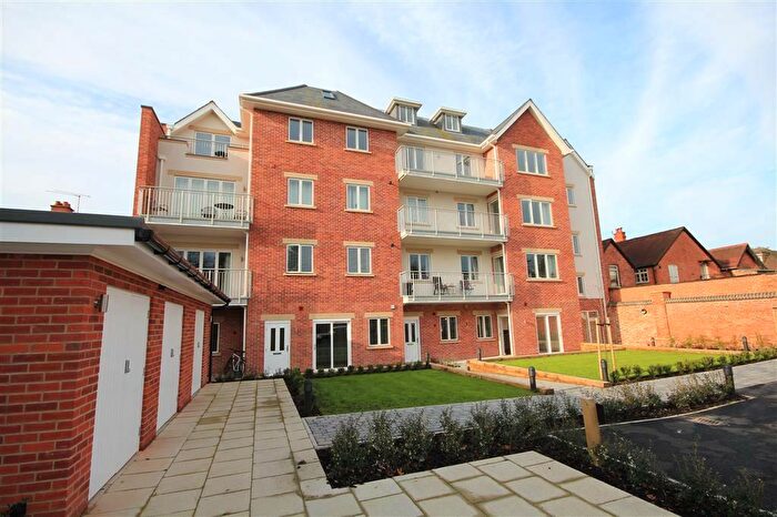 1 Bedroom Apartment To Rent In Caversham House, - Church Road, Caversham, Berkshire, RG4