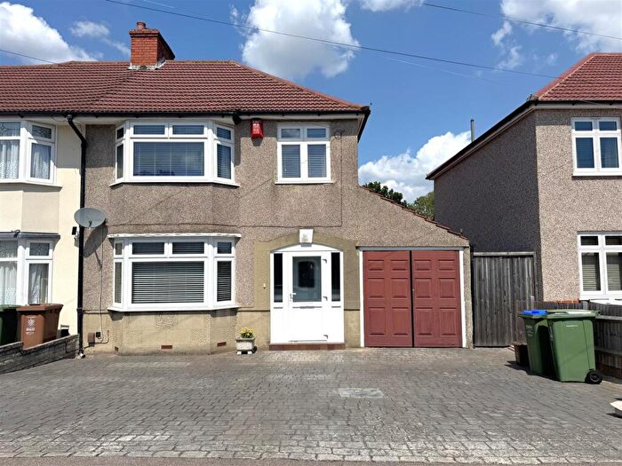 3 Bedroom Semi Detached House To Rent In Bowness Road, Bexleyheath, DA7