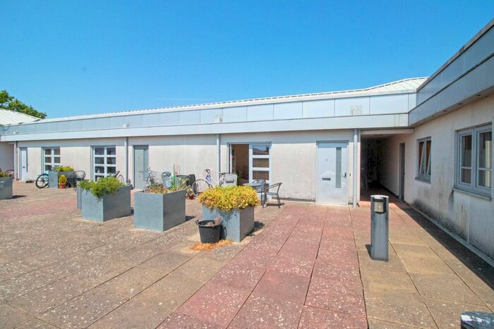 1 Bedroom Flat To Rent In Ronuk House, Carlton Terrace, Portslade, BN41