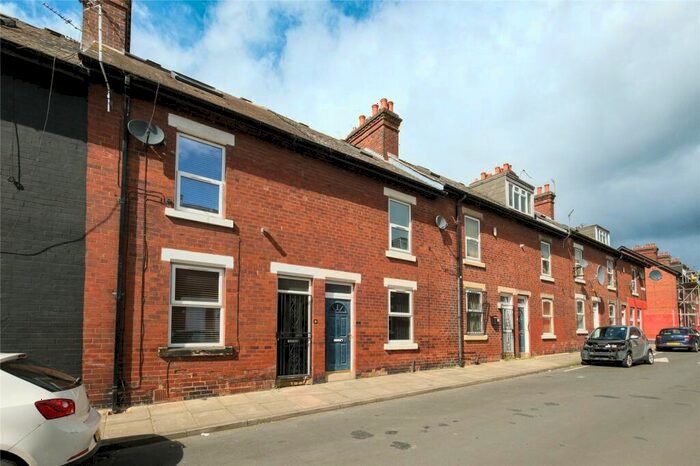 2 Bedroom Terraced House To Rent In Kitson Street, Leeds, West Yorkshire, LS9