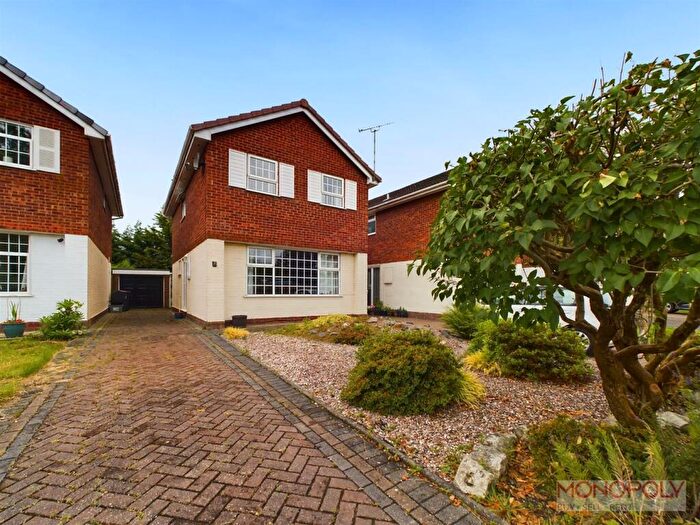 4 Bedroom Detached House For Sale In Makepeace Close, Vicars Cross, Chester, CH3