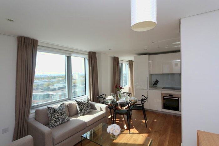 3 Bedroom Flat To Rent In Merchant Square, Paddington, W2