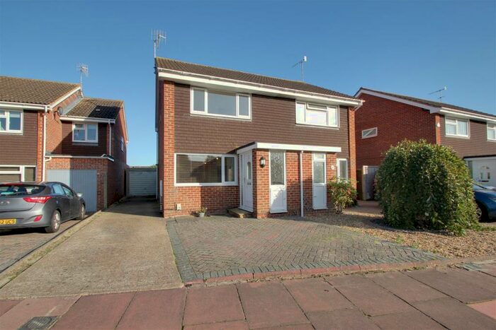 2 Bedroom Semi-Detached House To Rent In Montreal Way, Worthing, BN13