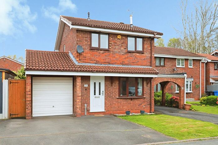 3 Bedroom Detached House For Sale In Troon Court, Perton, Wolverhampton, Staffordshire, WV6