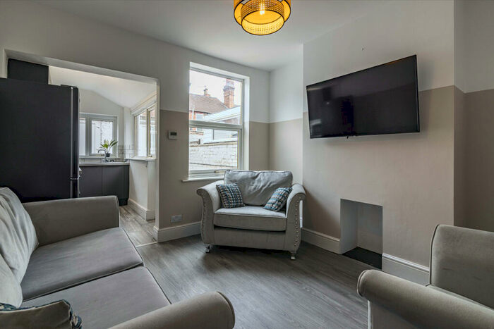 4 Bedroom Terraced House To Rent In Florence Street, Lincoln, LN2