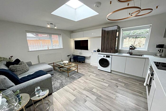 1 Bedroom Flat To Rent In Bournemouth Centre, BH1