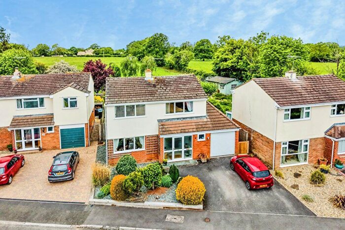 4 Bedroom Detached House For Sale In Derry Park, Minety, Wiltshire, SN16