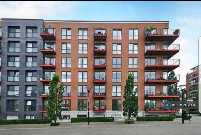 2 Bedroom Flat To Rent In Major Draper Street, London, SE18