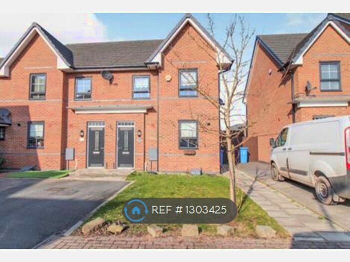 4 Bedroom End Of Terrace House To Rent In Deanland Drive, Liverpool L24