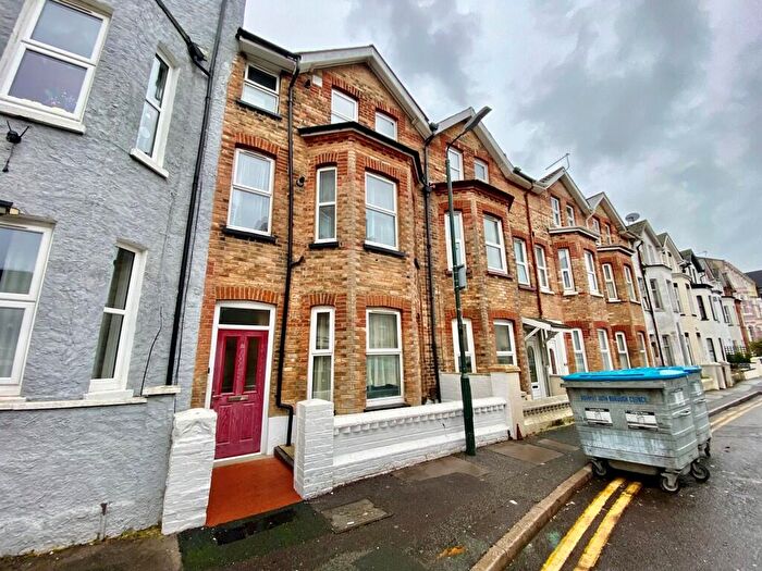 1 Bedroom Flat To Rent In St Michael's Road, Bournemouth, BH2