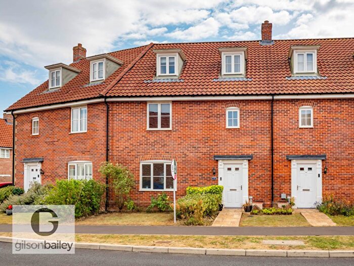 3 Bedroom Terraced House For Sale In Charles Marler Way, Blofield, NR13