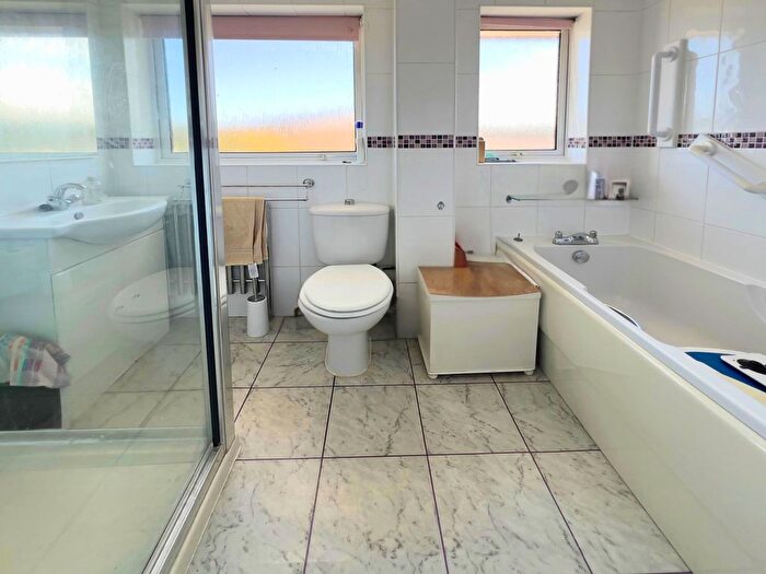 3 Bedroom Semi-detached House For Sale In Darby Green Lane, Camberley, GU17