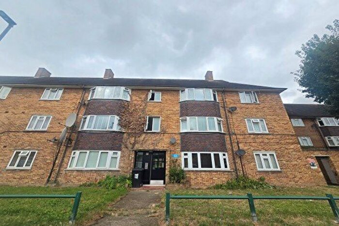 2 Bedroom Flat To Rent In Pentrich Avenue, Enfield, EN1