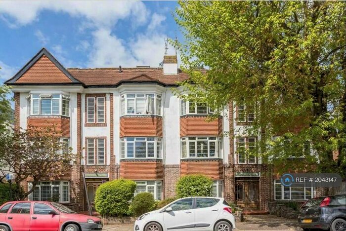 2 Bedroom Flat To Rent In Somerhill Road, Hove, BN3