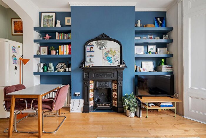1 Bedroom Flat For Sale In Grove Road, Hackney, E3