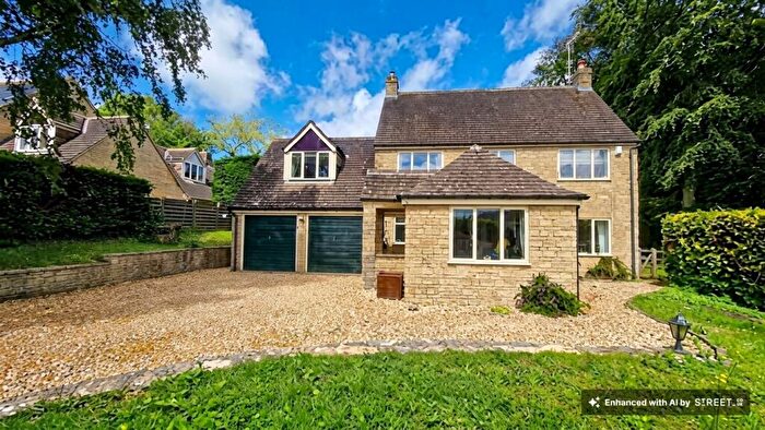 4 Bedroom Detached House To Rent In Rendcomb, Cirencester, GL7