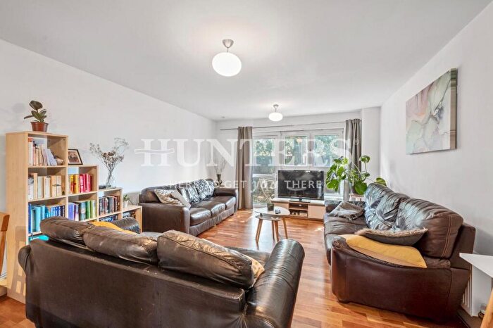 4 Bedroom House To Rent In Ecclesbourne Road, London, N1