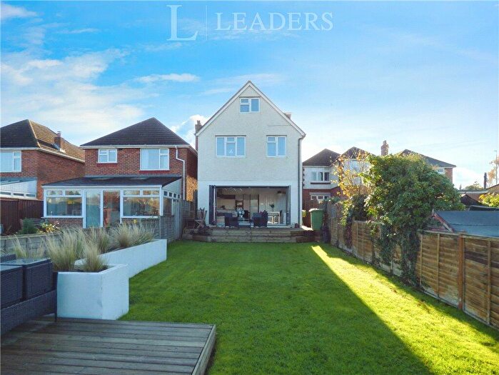 5 Bedroom Detached House For Sale In Lower Northam Road, Hedge End, Southampton, SO30