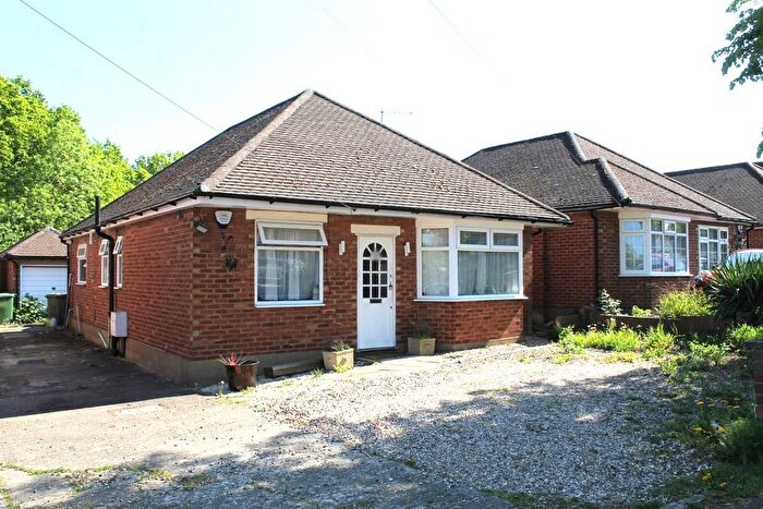3 Bedroom Property For Sale In Elmfield Road, Potters Bar, EN6